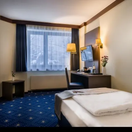 Imperial 4*