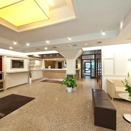 Imperial 4*