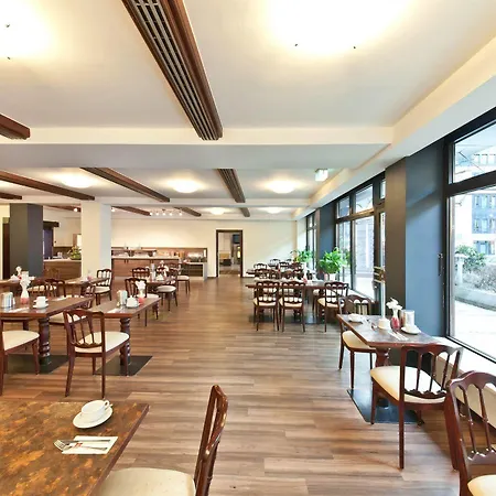 Imperial Hotel 4*