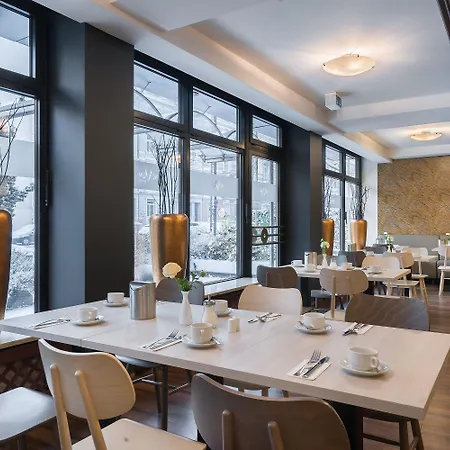 Hotel Garner Frankfurt - Palmengarten By Ihg Frankfurt nad Menem