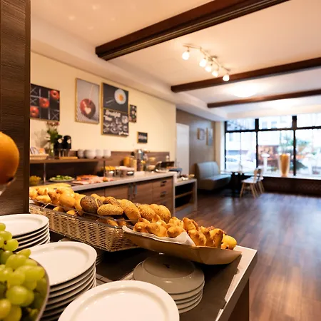 Garner Frankfurt - Palmengarten By Ihg