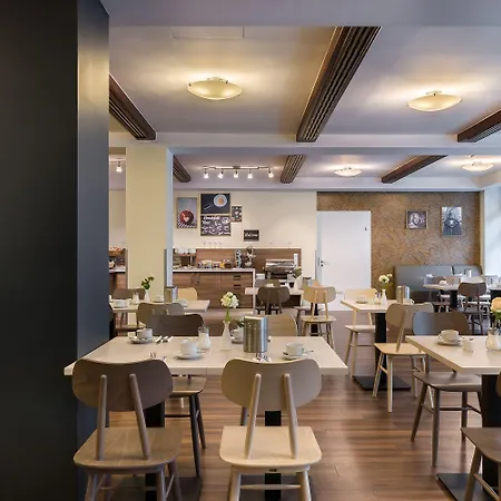 Garner Frankfurt - Palmengarten By Ihg Otel