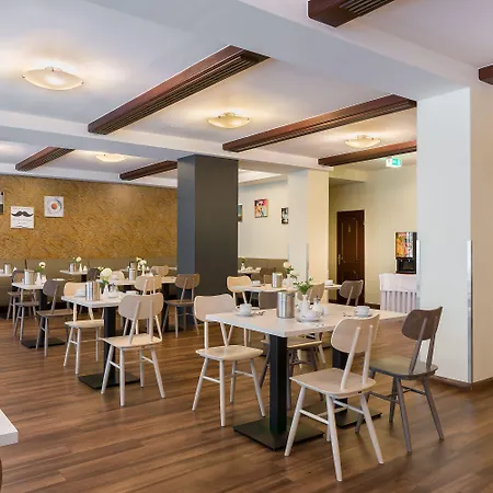 Garner Frankfurt - Palmengarten By Ihg Otel 4*