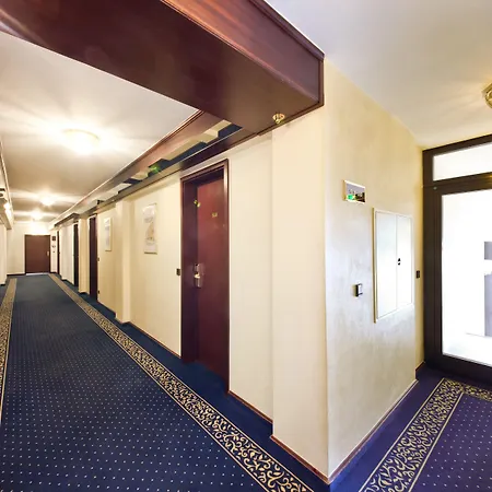 Garner Frankfurt - Palmengarten By Ihg מלון פרנקפורט