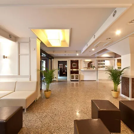 Imperial 4*